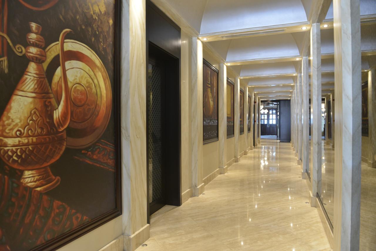 Ramada By Wyndham Manama City Centre Bagian luar foto